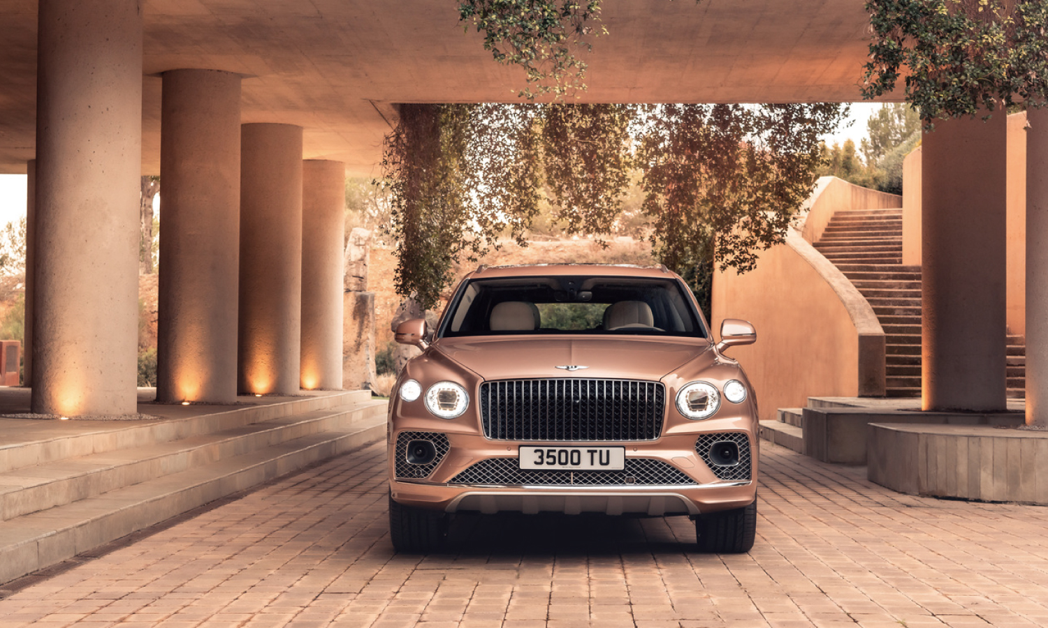New Bentayga EWB 이미지 2