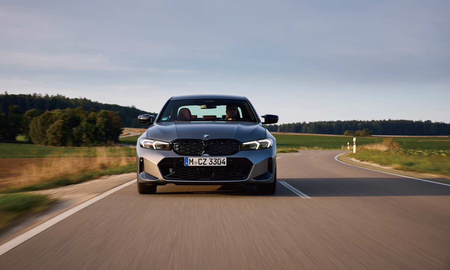 3 Series 이미지 2
