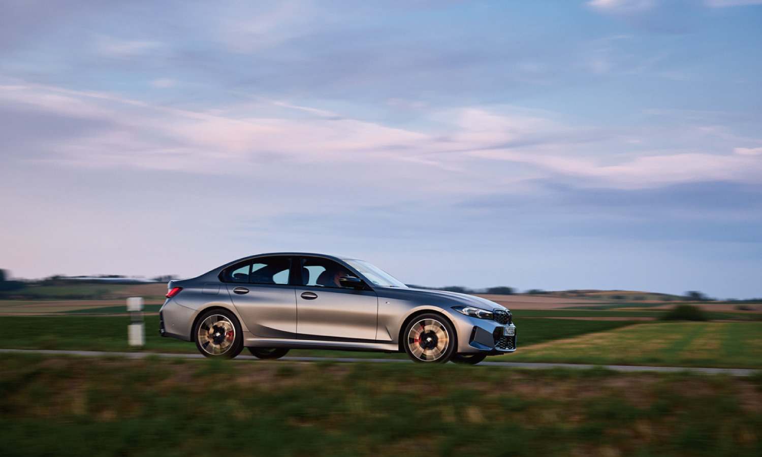 3 Series 이미지 3